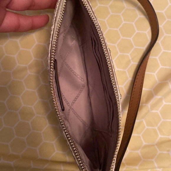 Michael Kors Logo Wristlet - Picture 4 of 4